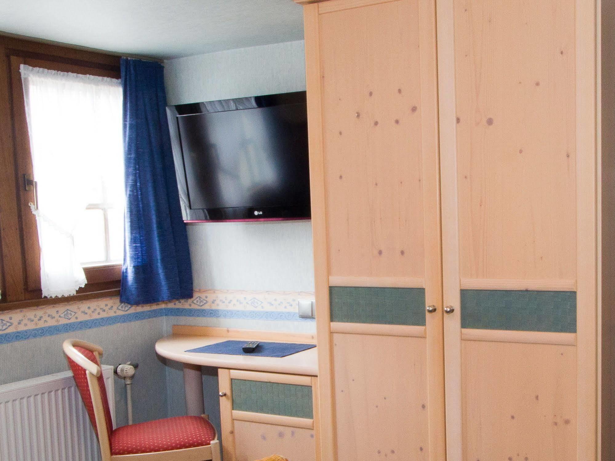Hotel-garni-kachelburg Отель